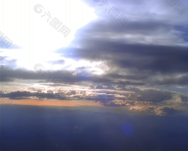 天空日出云彩模板下載