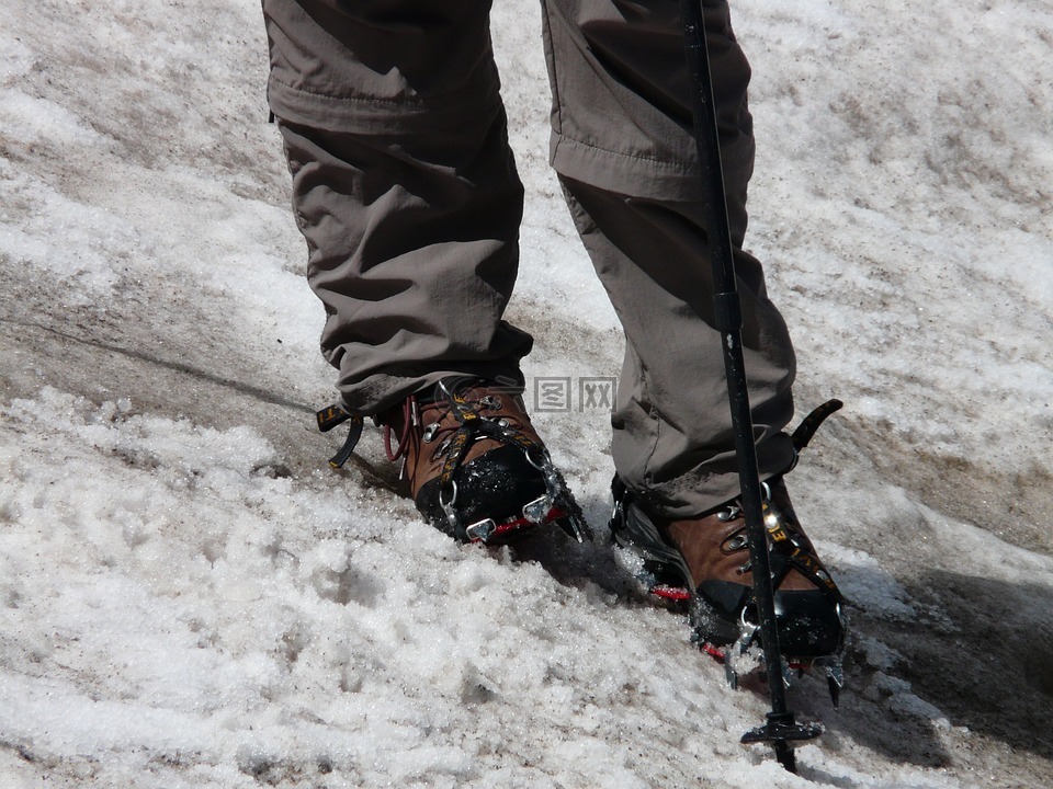 登山鞋,雪,冰爪