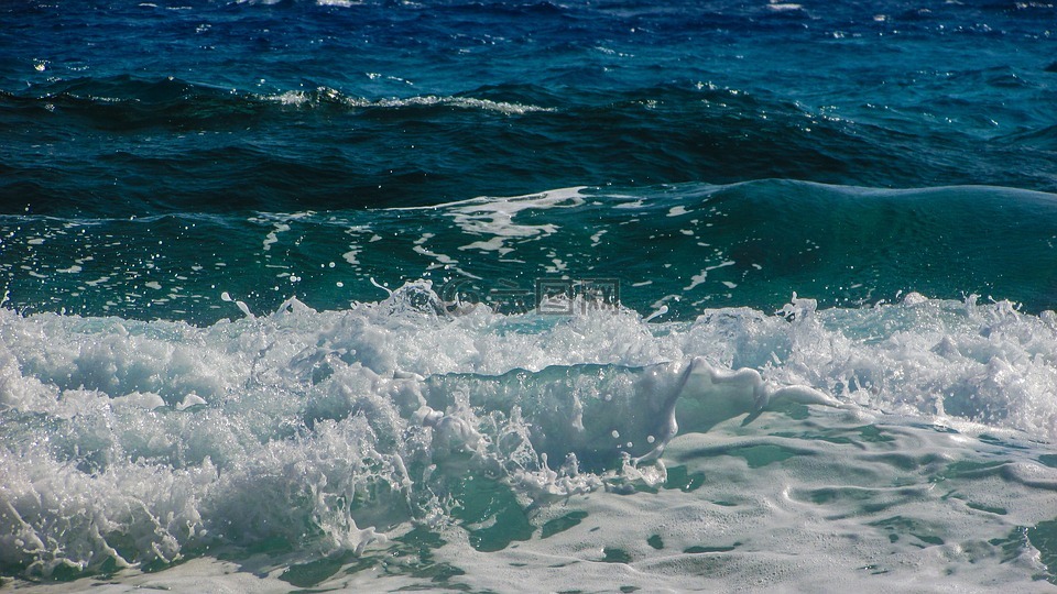 波,砸,海