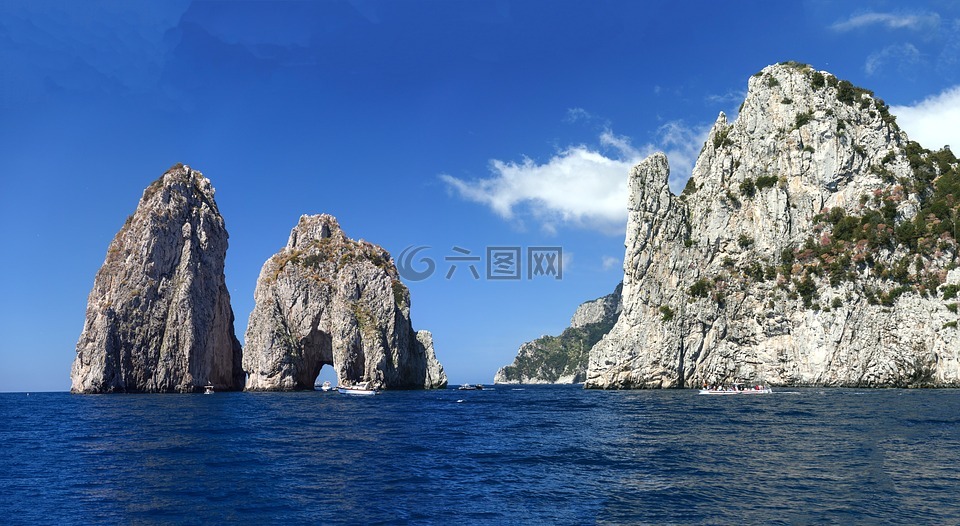 弗朗格林尼,巖,卡普里