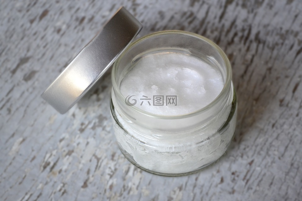 在罐子椰子油,玻璃罐,石油