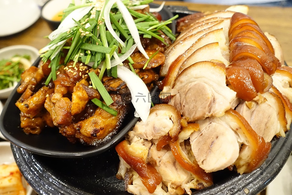 露出,整個(gè)火腿,公牛豬肉腳