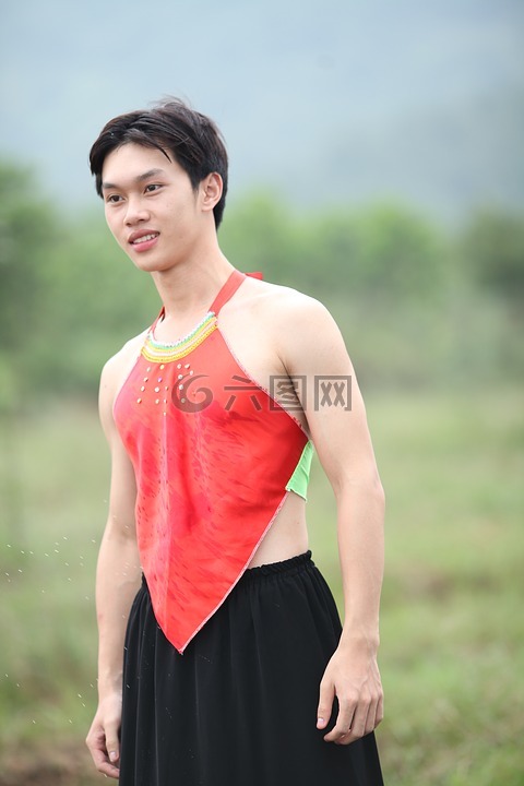 訴訟程序,愛你,18歲