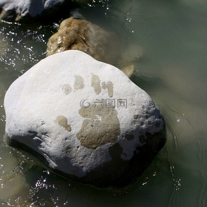 水,巖,占地面積