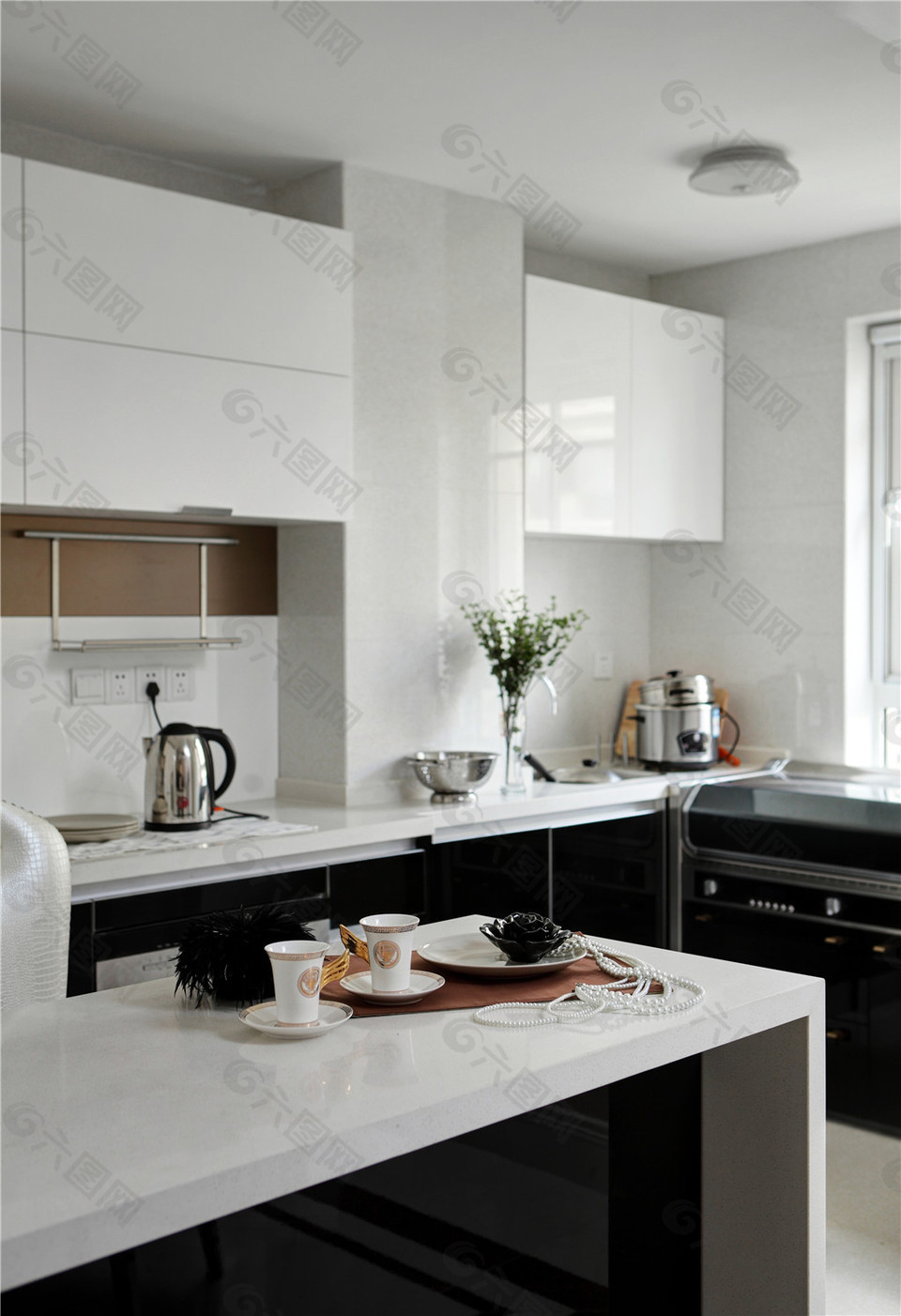 白色廚房室內設計家裝效果圖