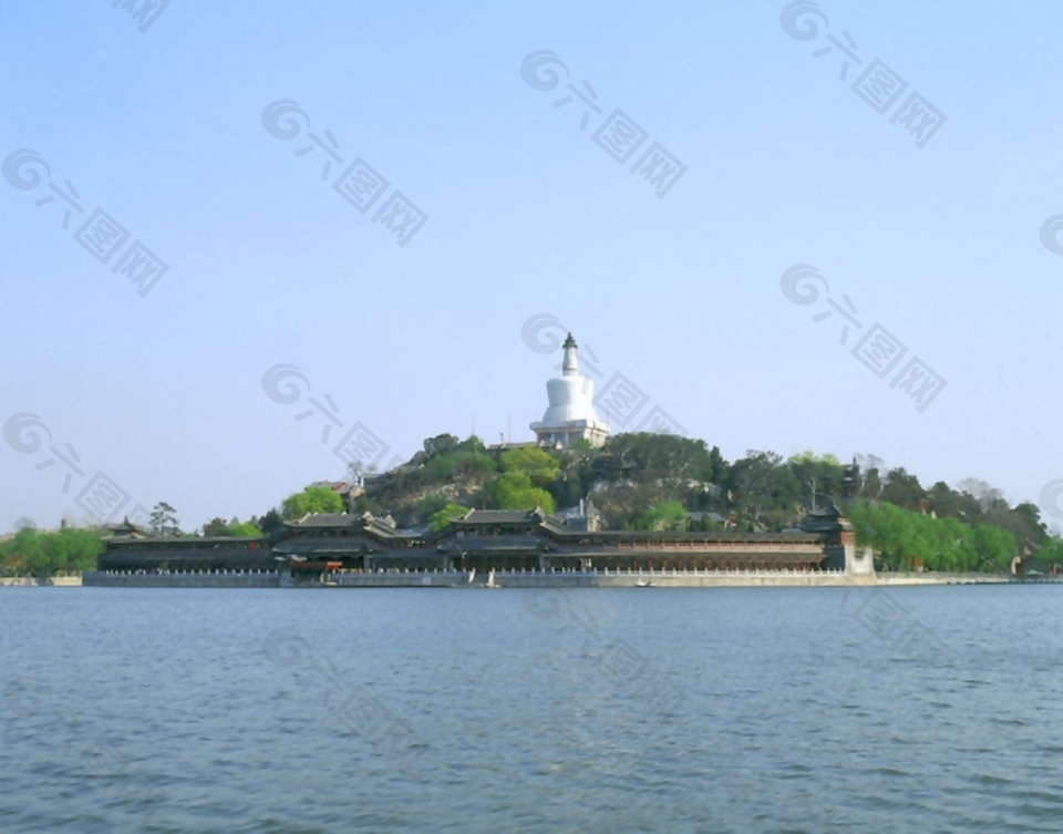 頤和園白塔皇家園林湖面
