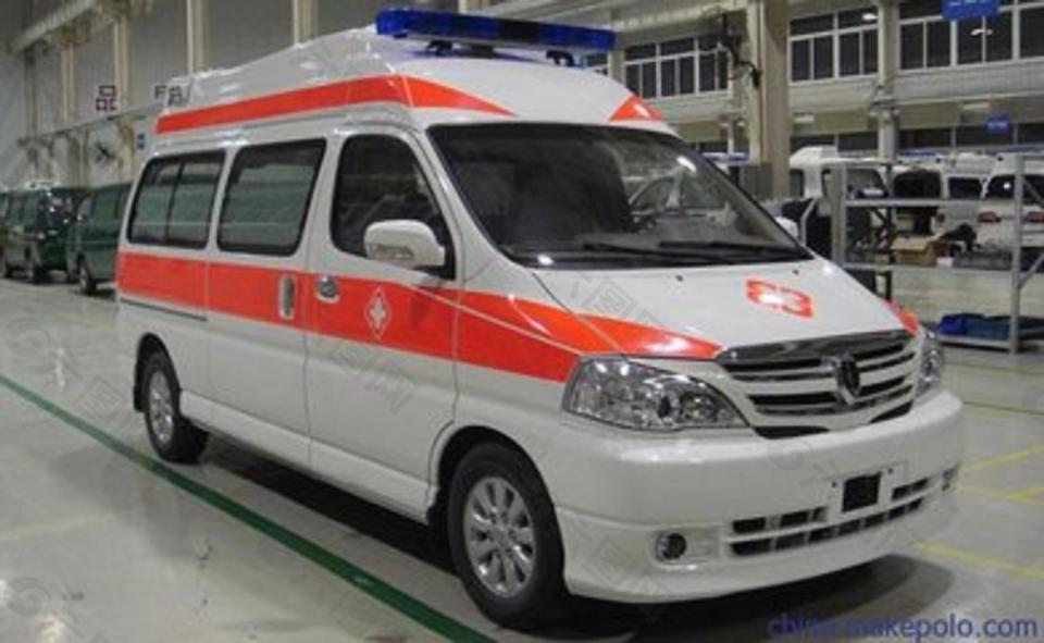 消防車裝雷管水泵