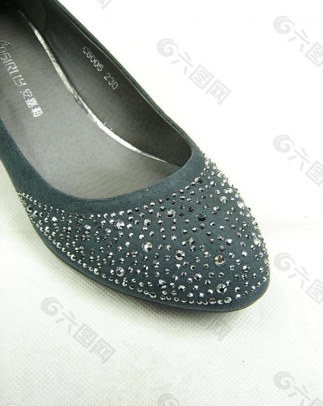 安嘉利 高跟单鞋 2011年 新款图片