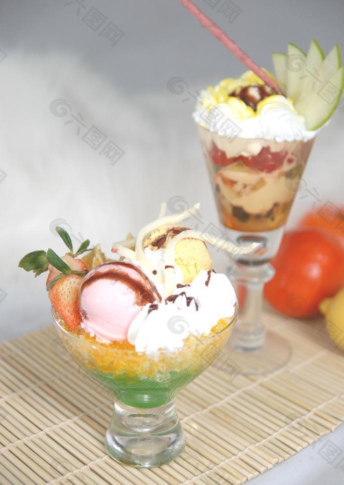 冰淇淋 盘子 高精度图 大图 摄影图 水果 花图片