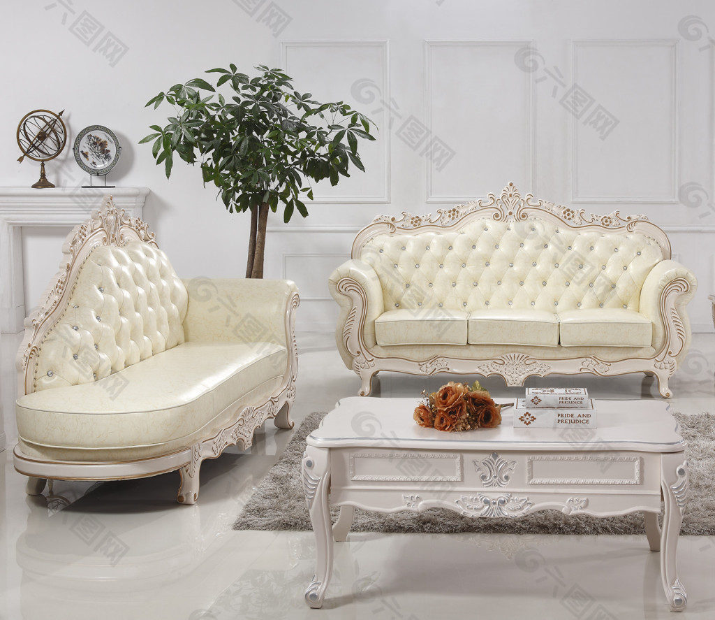 秀兰·邓波儿白色沙发图片