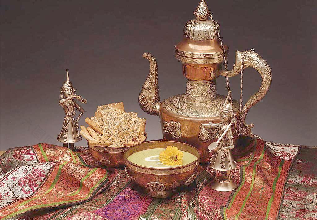 欧式古典铜器皿图片