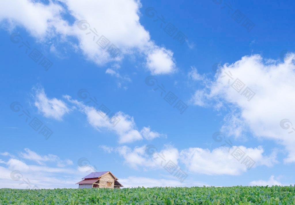 蓝天 白云 房子图片