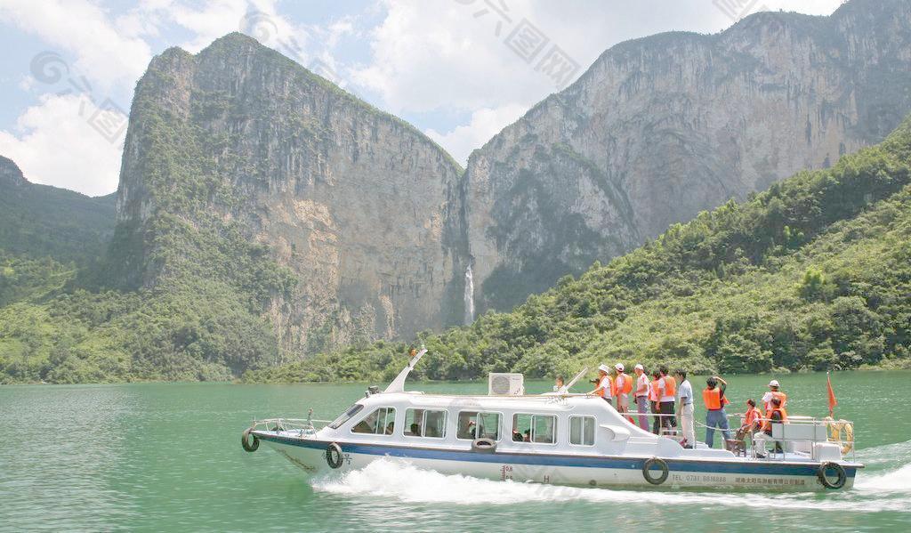 蝴蝶泉风景图片