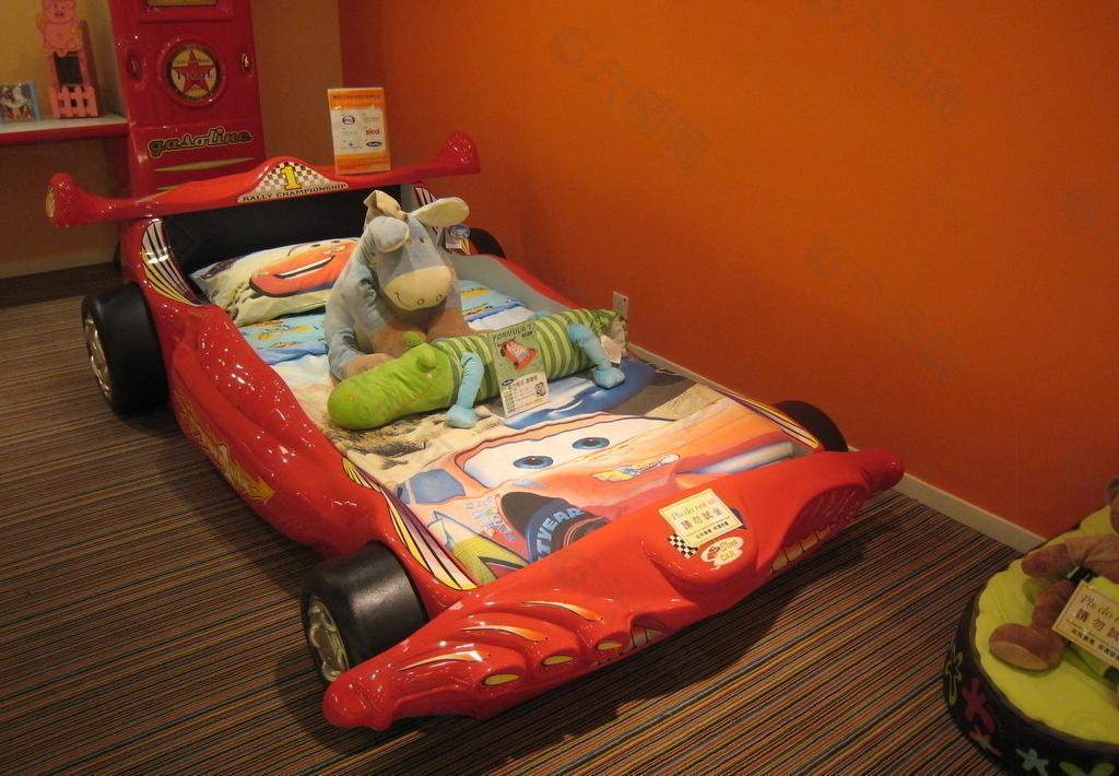 创意赛车儿童床家具图片