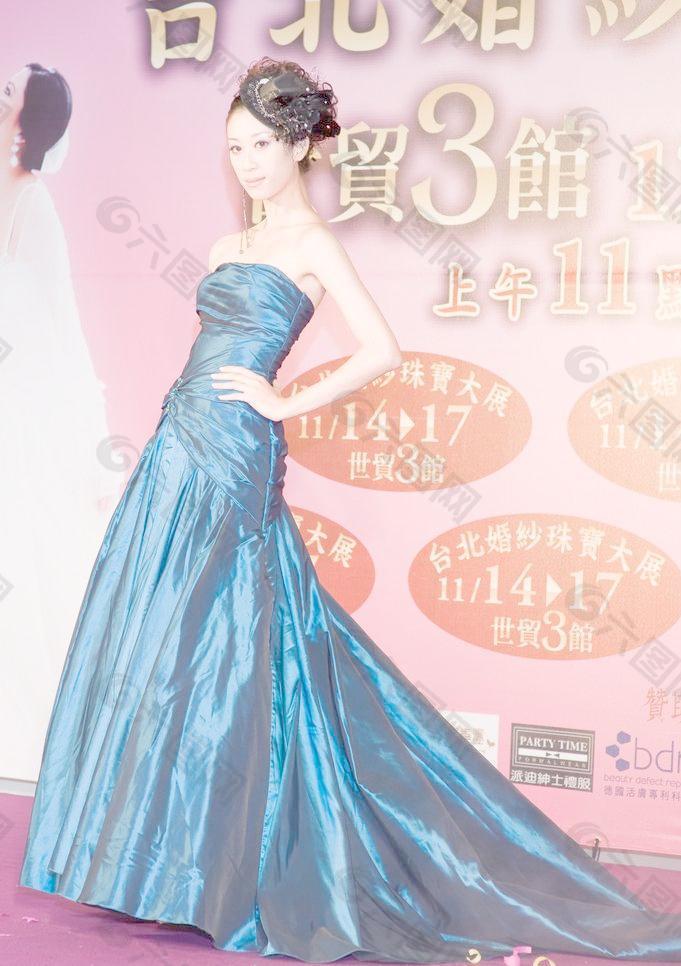 婚纱珠宝展图片