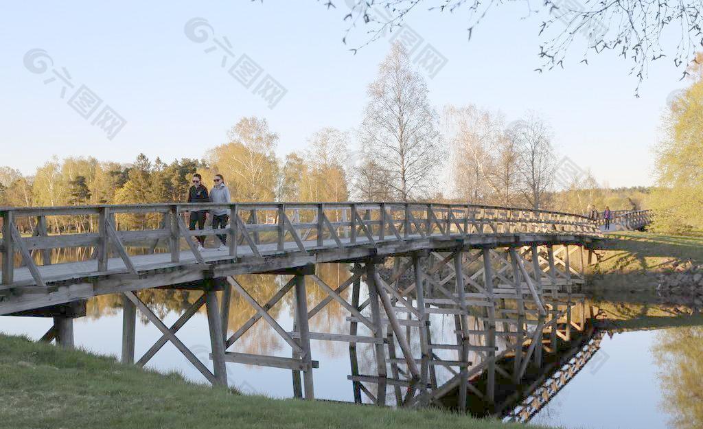 木桥风景图片