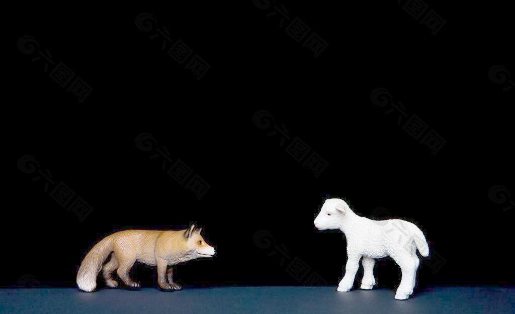 小羊和狐狸图片
