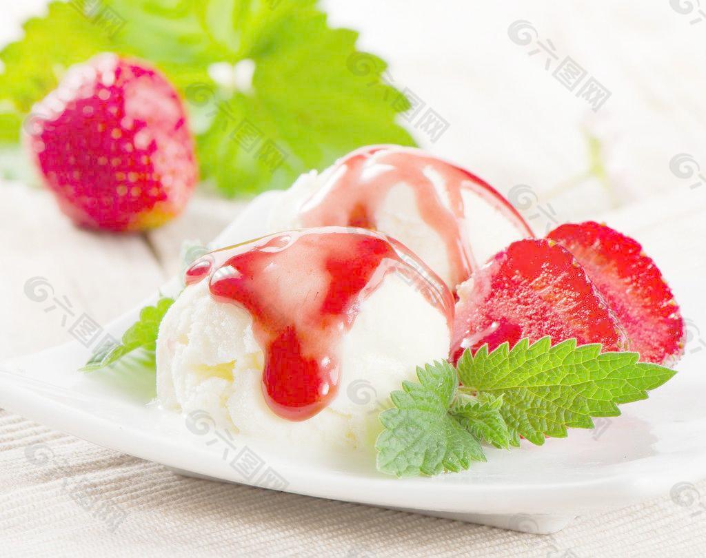 草莓冰淇淋图片素材-编号15570351-图行天下