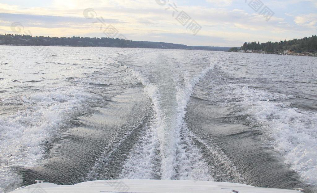 华盛顿湖的湖水图片