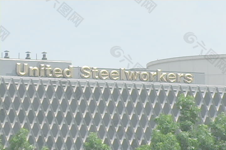 美国钢铁工人联合会的建筑和繁忙的道路，股票视频