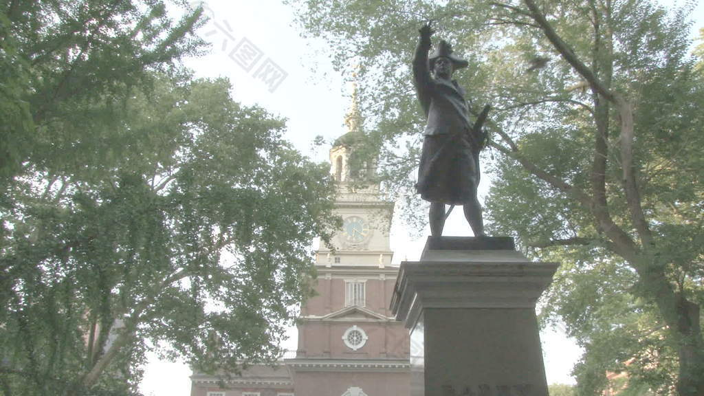 巴里的雕像在独立大厅前股票视频 视频免费下载