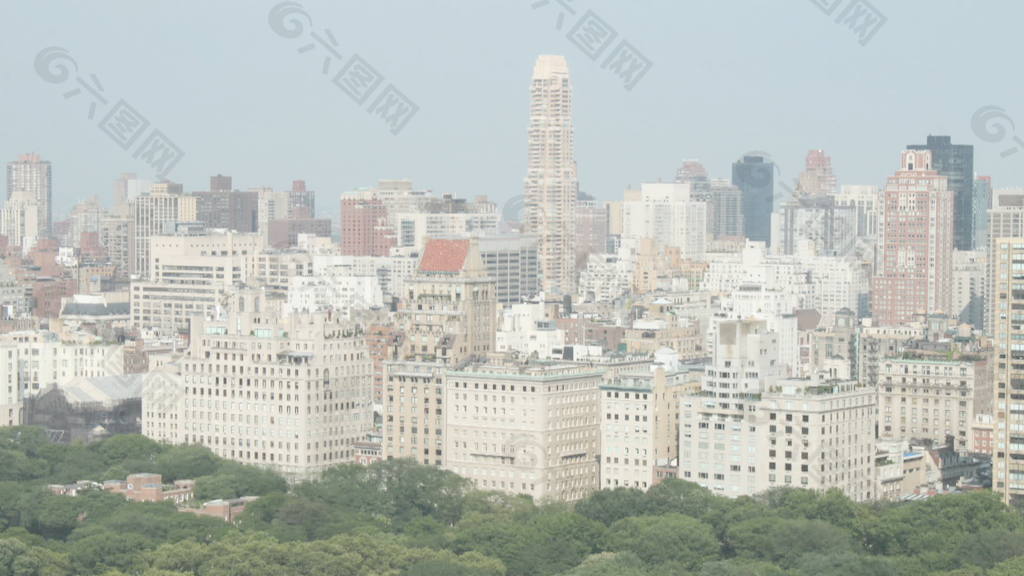 纽约市的建筑物的阴影从云时间推移股票视频 视频免费下载