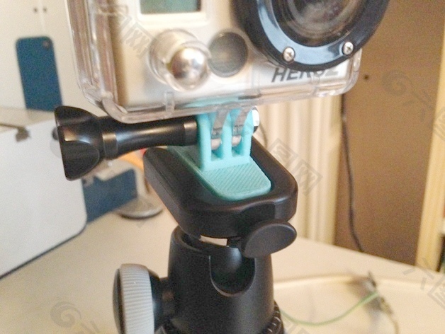 Gorillapod三脚架上GoPro相机