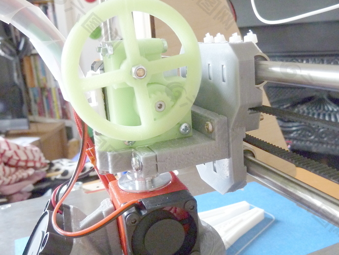 与reprappro miniextruder I3 E3D hotend groovemount