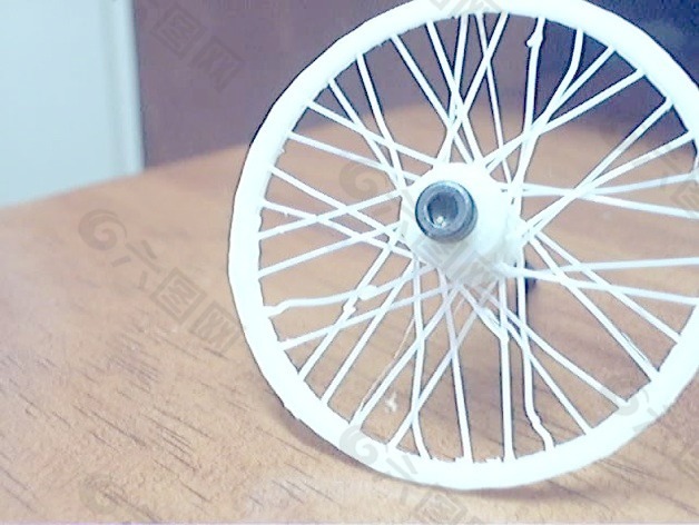 辐条的自行车车轮