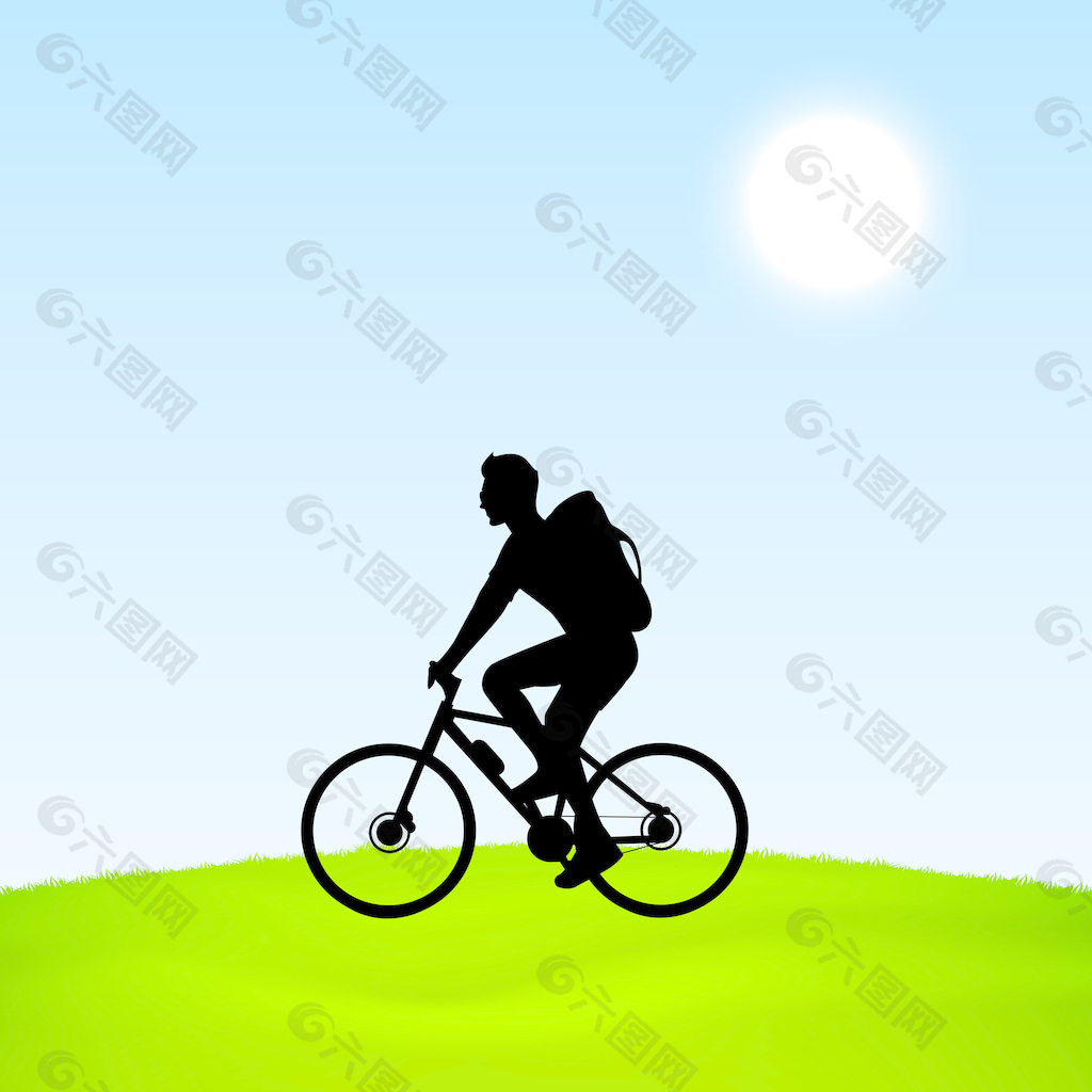 夏天的晚上的概念 一个骑自行车的人的剪影