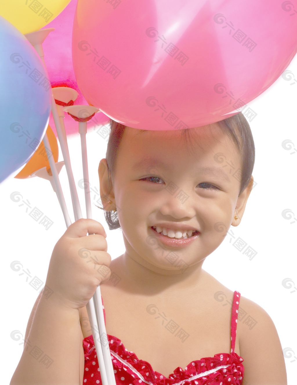 拿气球的孩子图片大全-拿气球的孩子高清图片下载-觅知网