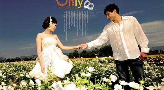 浪漫花季爱情婚纱摄影PSD素材