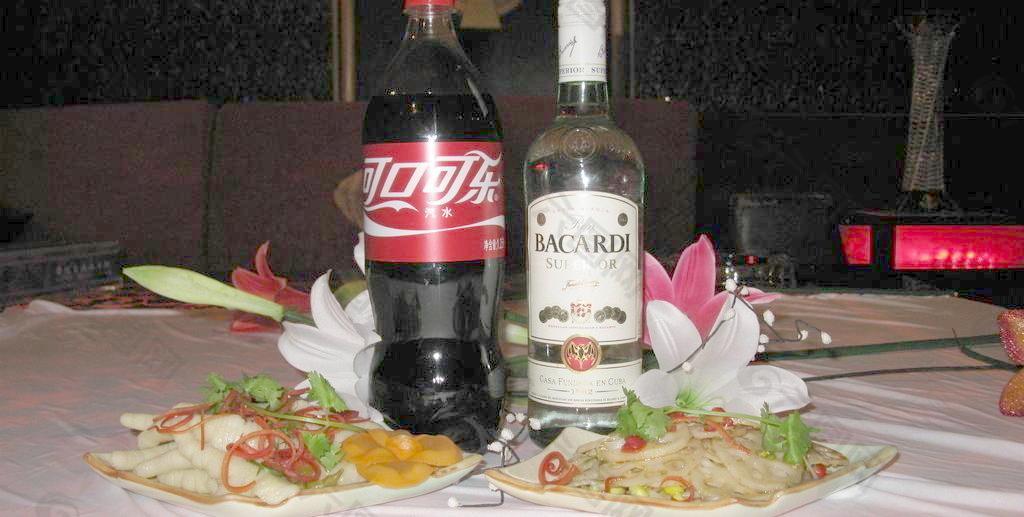 洋酒 可口可乐 凤瓜 凉菜 套餐图片