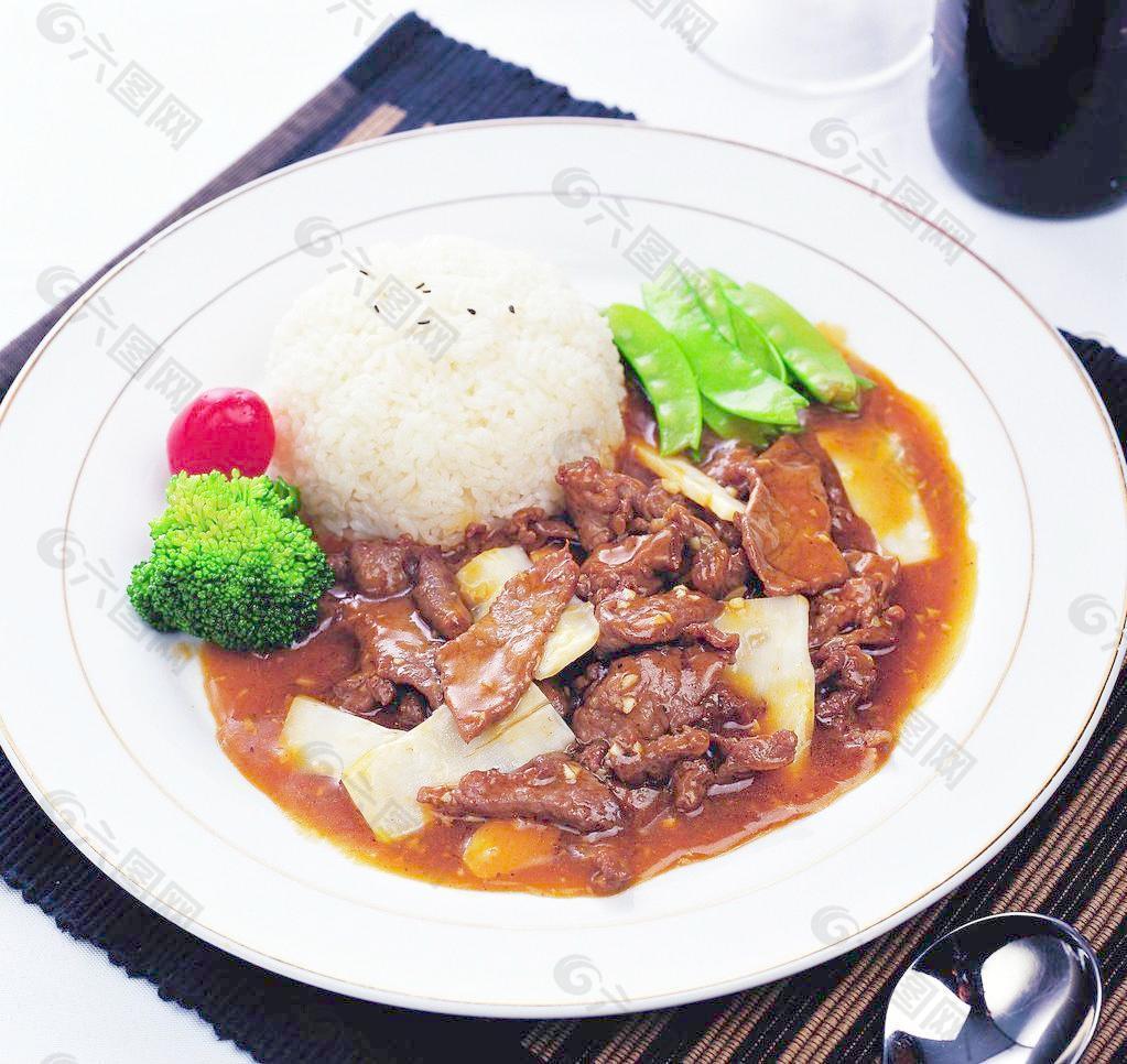 竹笋牛肉饭图片