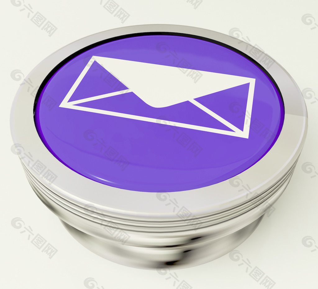 金属的电子邮件图标按钮通过互联网发送消息