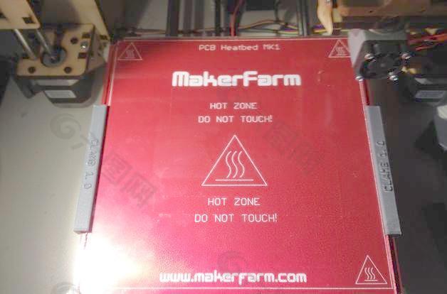 makerfarm Prusa I3 3mm玻璃床持有人（更新！！）