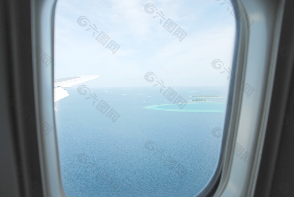 从飞机上看马尔代夫群岛