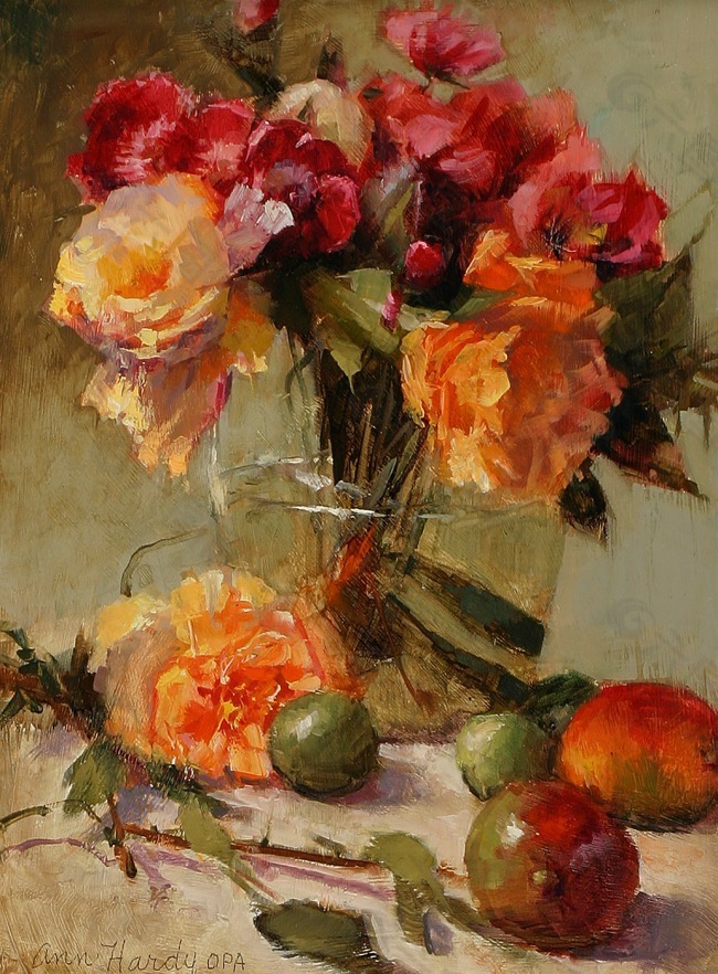 静物油画—花朵水果边的美丽插花高清下载