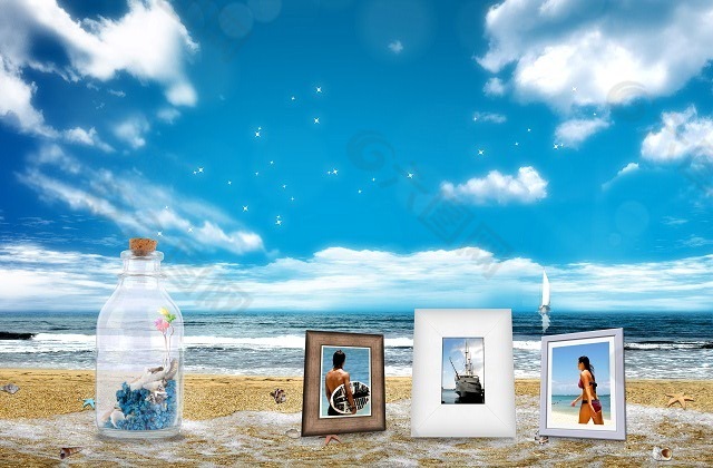 海滩上的瓶子和相框