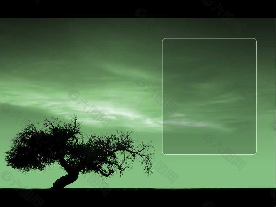绿色孤树PPT模板