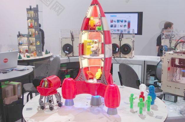 Makerbot火箭芭比