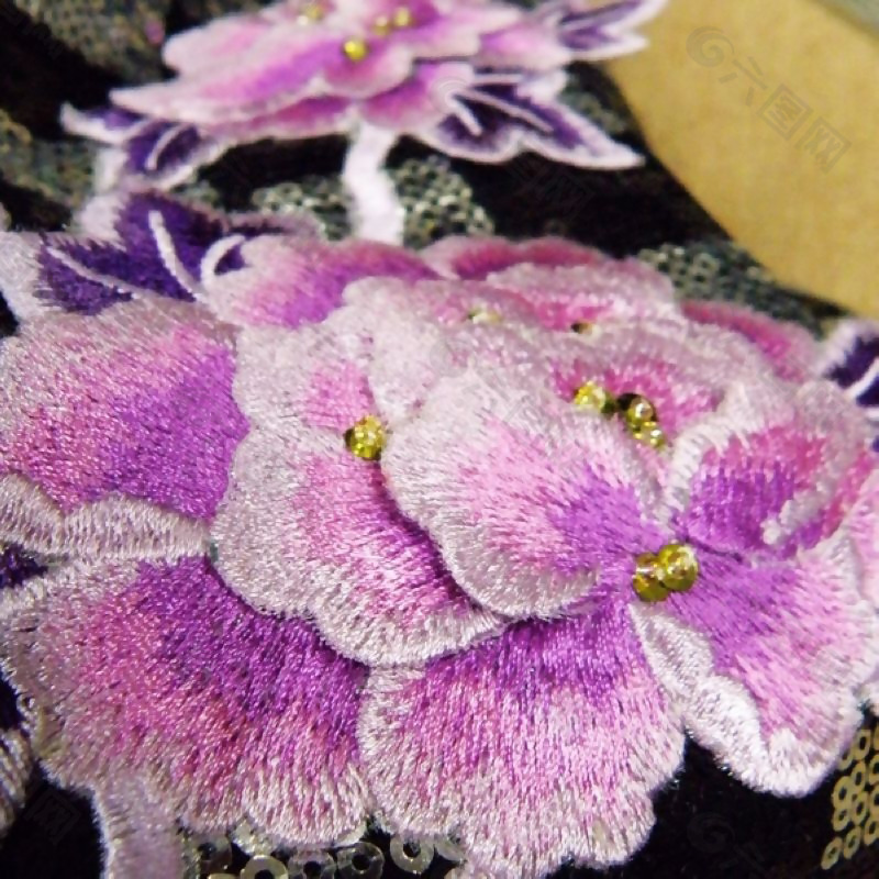 绣花 植物 花朵 实物细节 免费素材