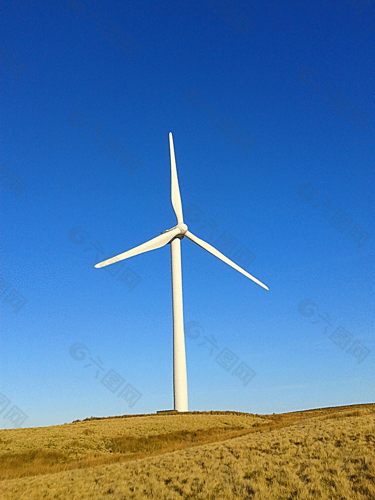 陆地大型风力发电机图片