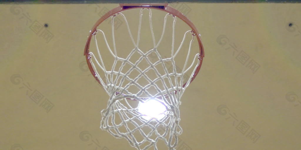 篮球投篮的慢动作镜头下的视频从箍股票 视频免费下载
