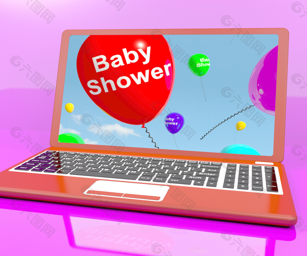 婴儿沐浴在笔记本电脑作为生日晚会的邀请 气球