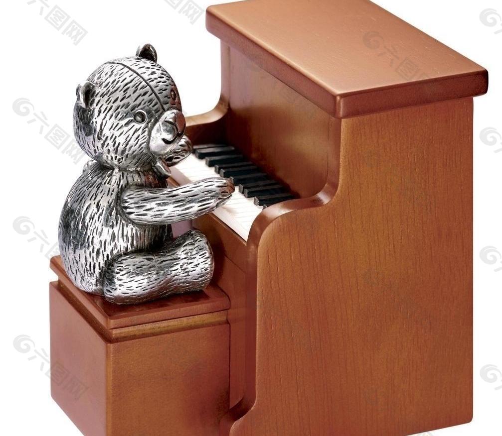 小熊 弹钢琴 八音盒图片