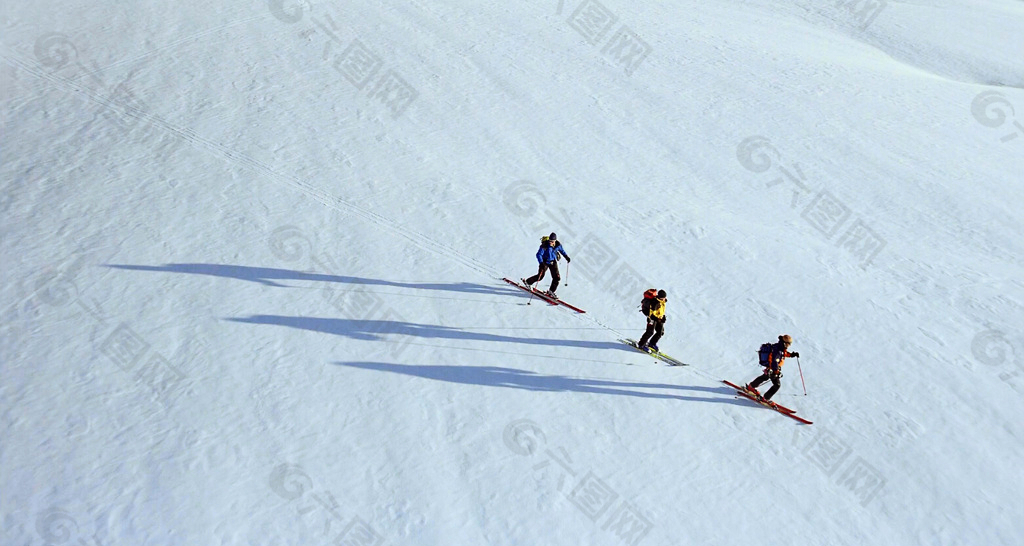 攀登雪山 滑雪 登山 攀登高峰