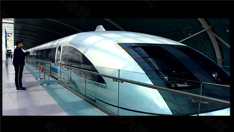 中国高速列车行驶高铁动车视频素材