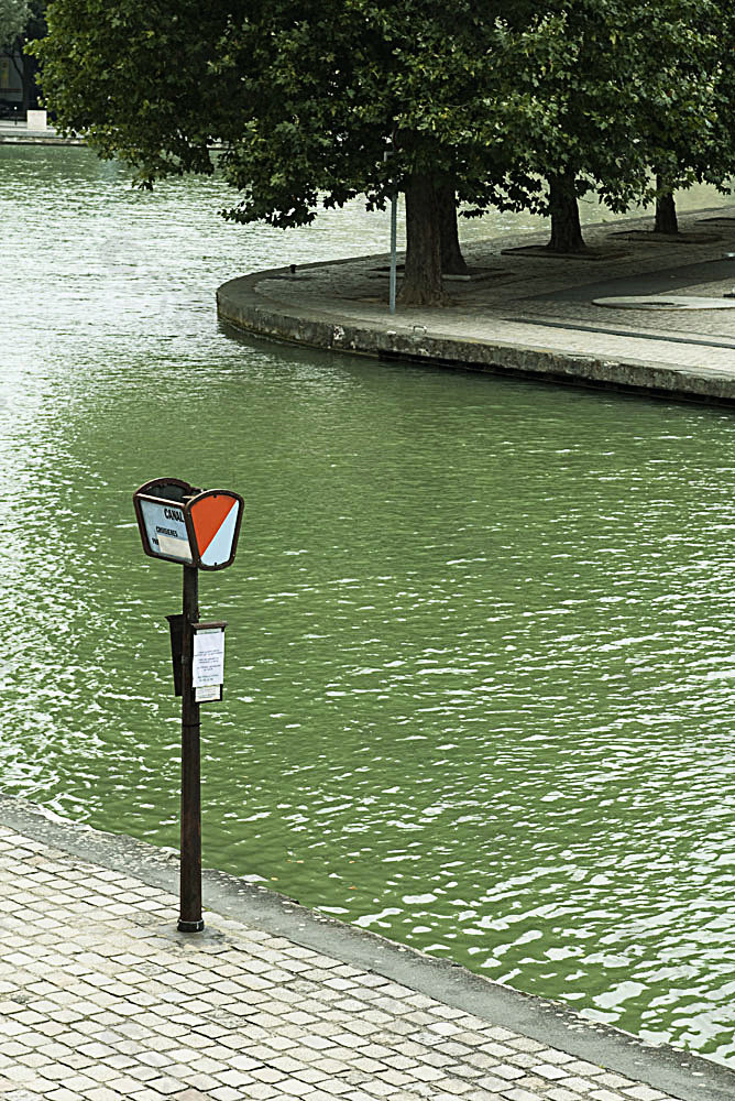 道路标识牌摄影