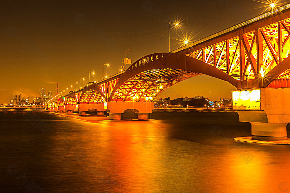 城市桥梁夜景